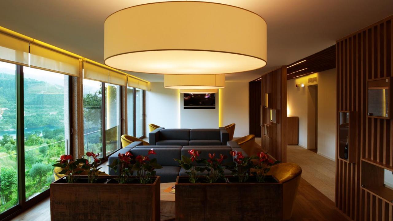Agrinho Suites & Spa Geres Valdosende Eksteriør bilde