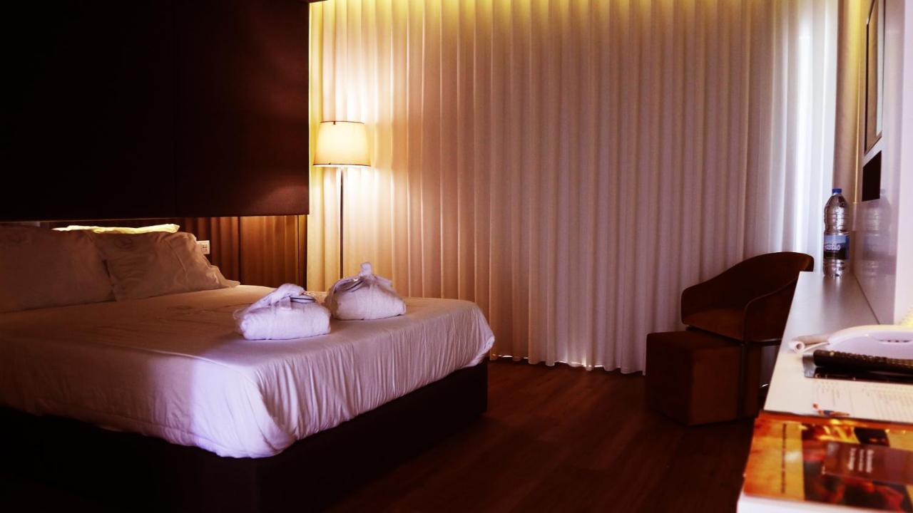 Agrinho Suites & Spa Geres Valdosende Eksteriør bilde